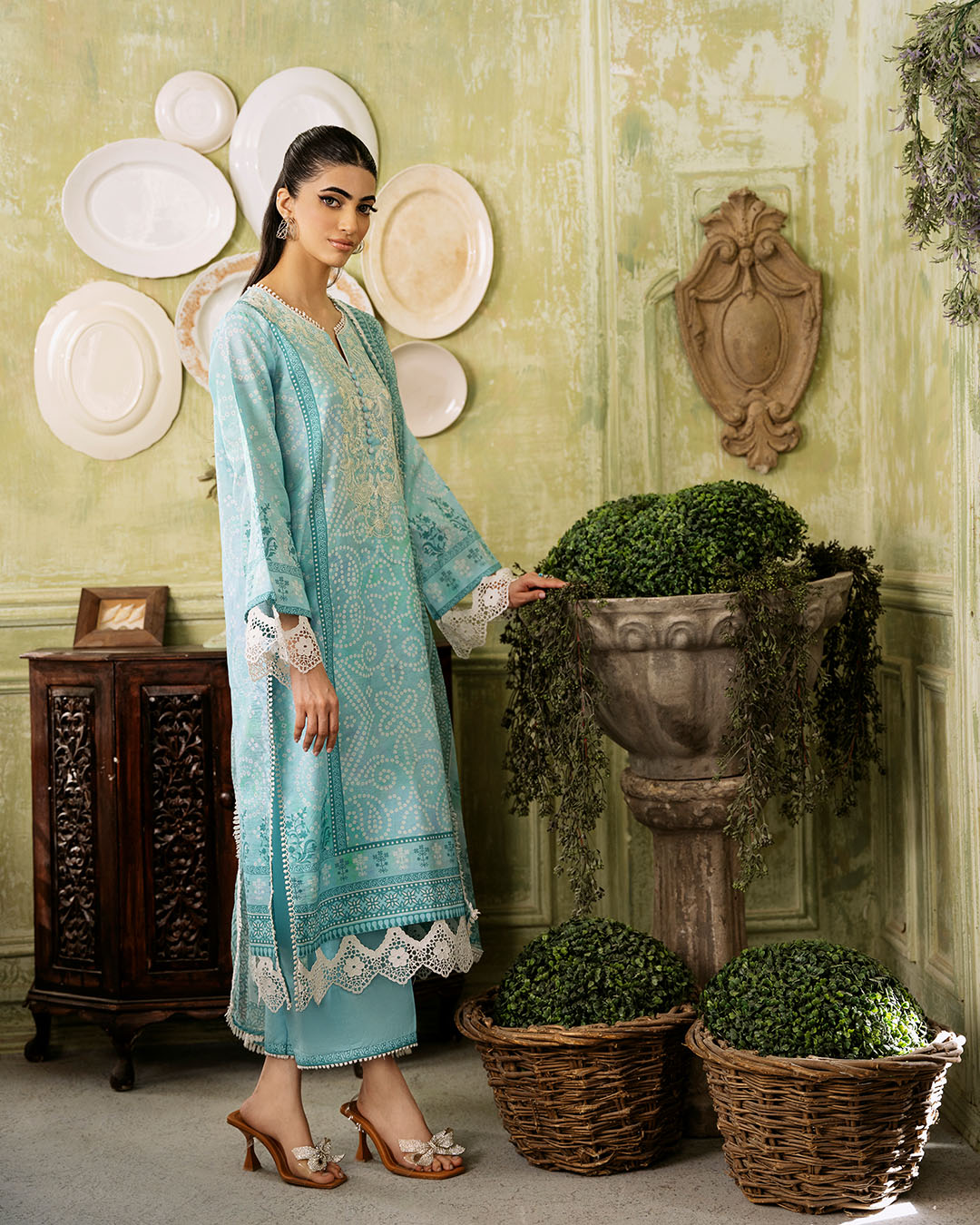 Roheenaz | Flora Printed Lawn | Mirage - Ladies Clothes 