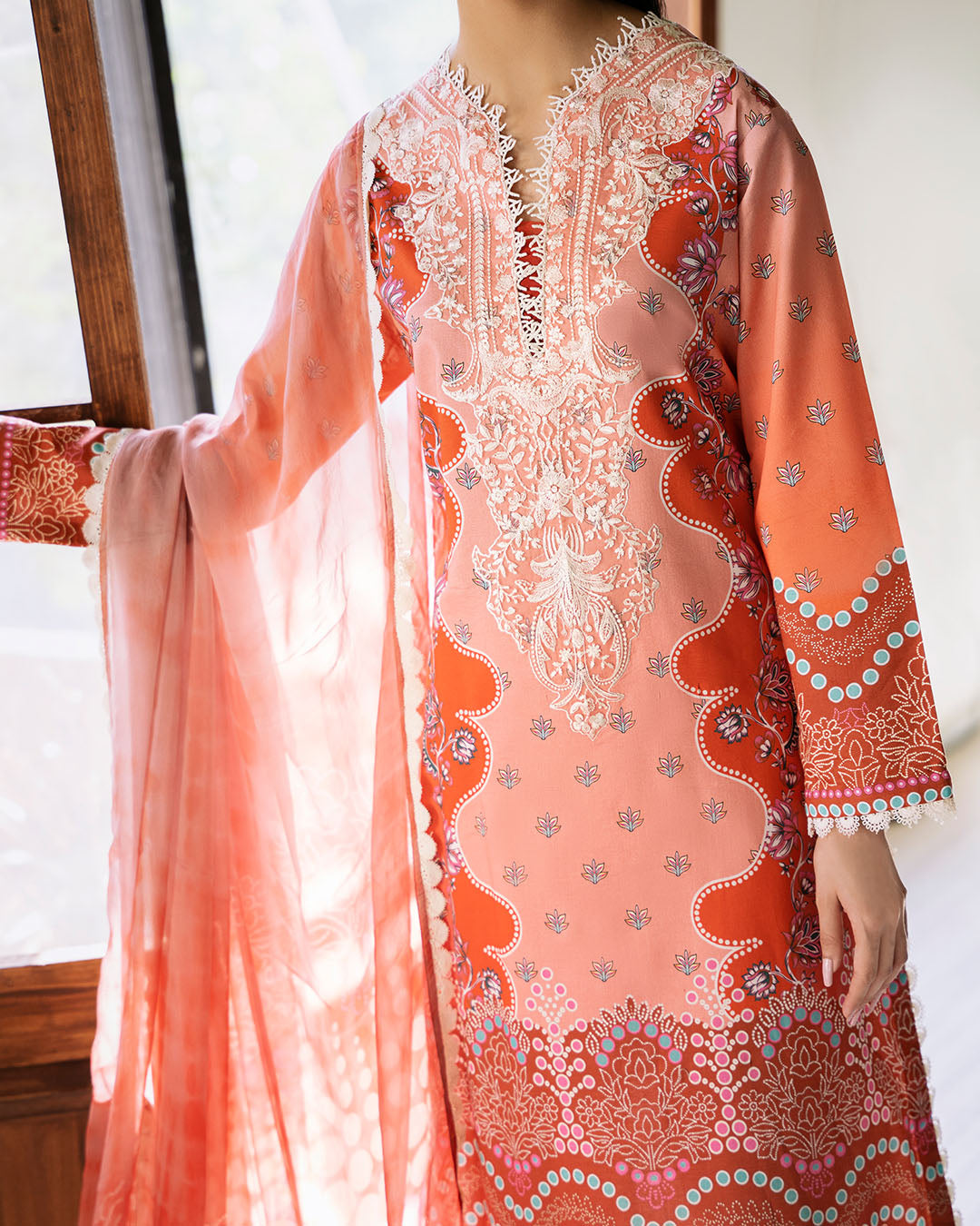 Roheenaz | Flora Printed Lawn | Serenade - Luxury 