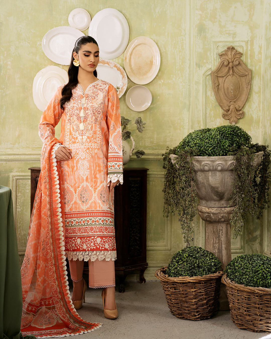 Roheenaz | Flora Printed Lawn | Cascade - Ladies Clothes 