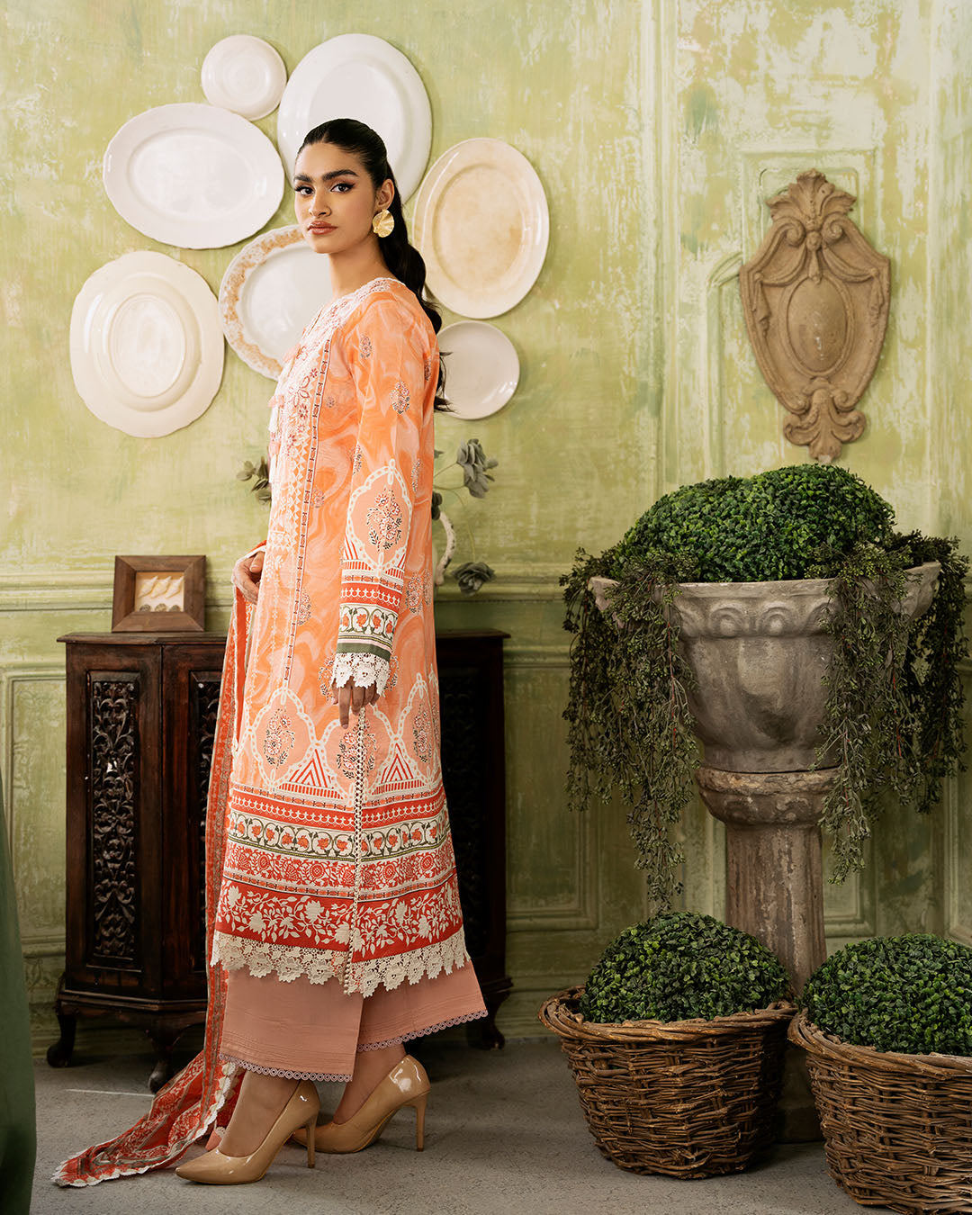 Roheenaz | Flora Printed Lawn | Cascade - Ladies Clothes 