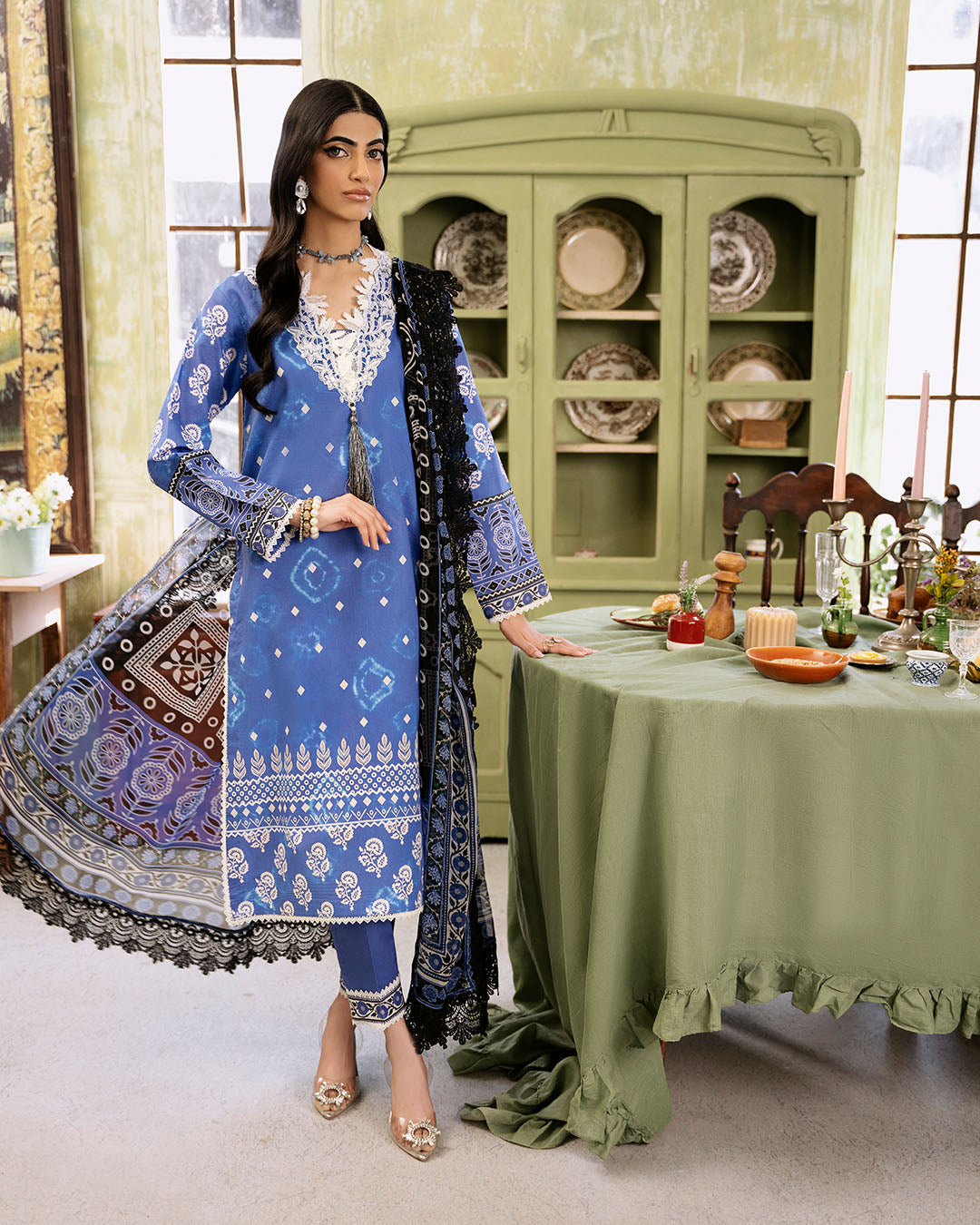 Roheenaz | Flora Printed Lawn | Ember - Ladies Clothes 