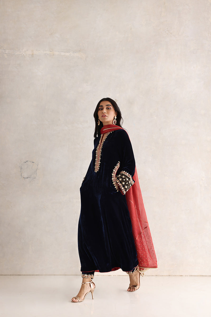 Sana Abbas | Velvet Formals | RAINA - Ladies Clothes - Maria Faisal
