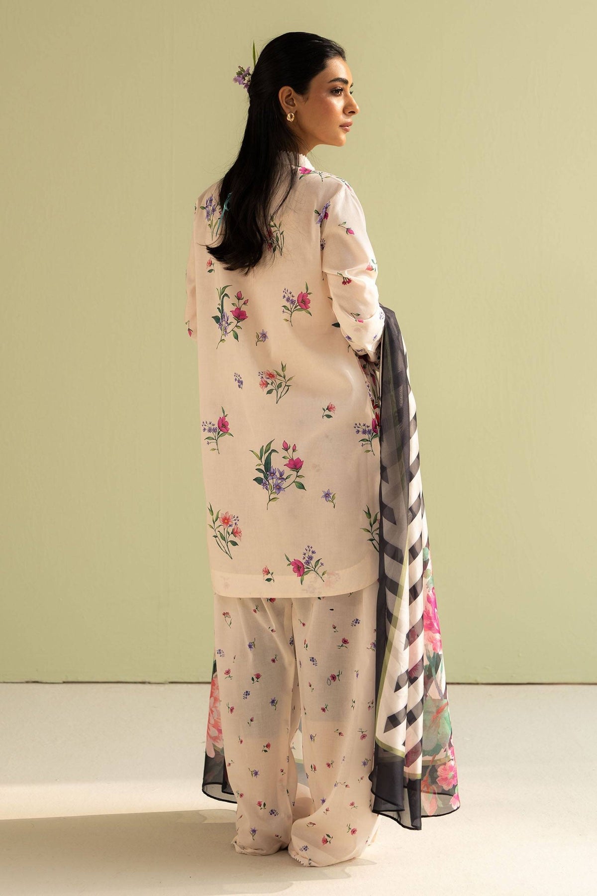 Zara Shahjahan | Coco Prints 25 | Reena-4B by Maria Faisal - Registered Vendor of : Zara Shahjahan - type : Ladies Clothes - 100% original wedding dresses