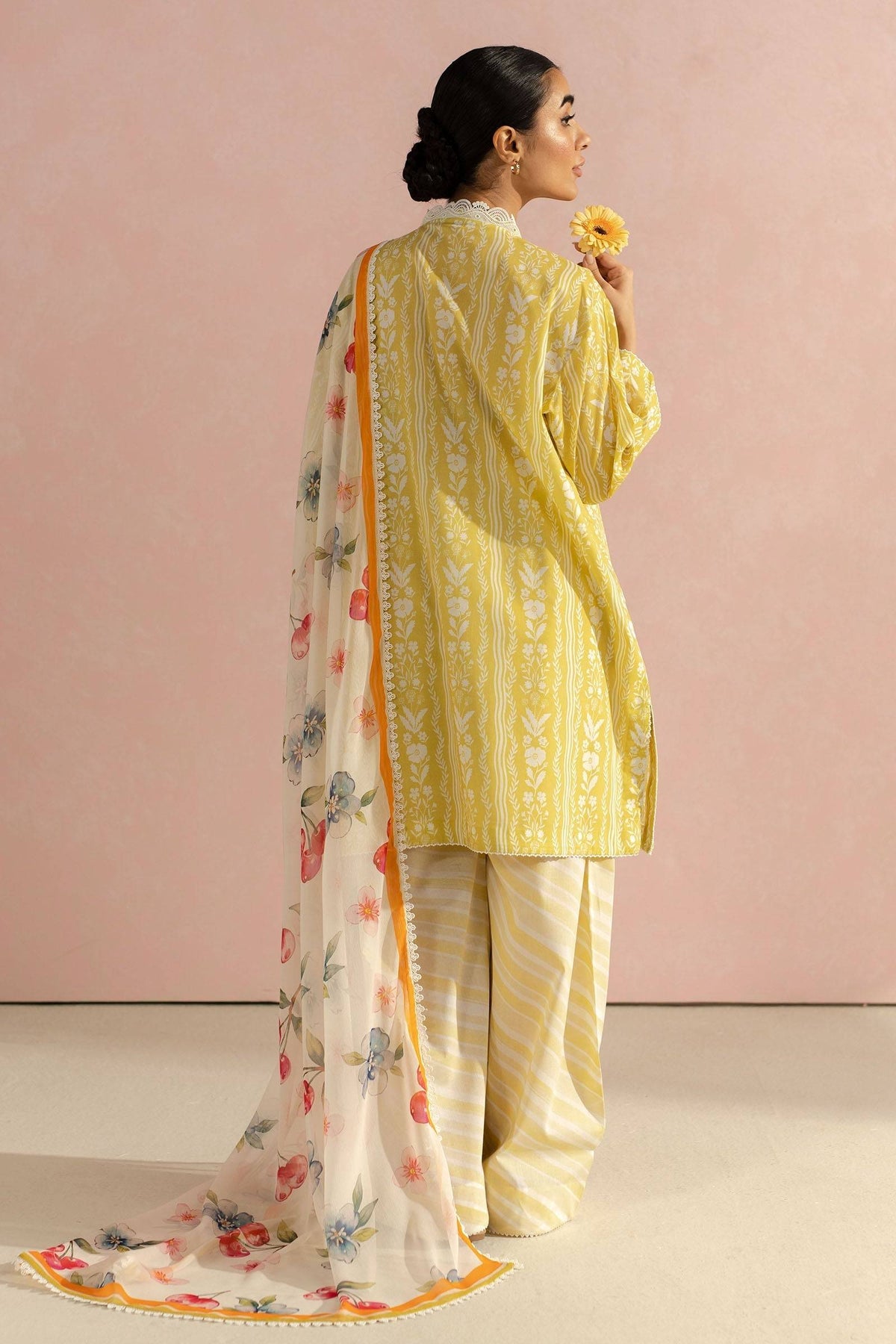 Zara Shahjahan | Coco Prints 25 | Ruby-9A by Maria Faisal - Registered Vendor of : Zara Shahjahan - type : Ladies Clothes - 100% original wedding dresses