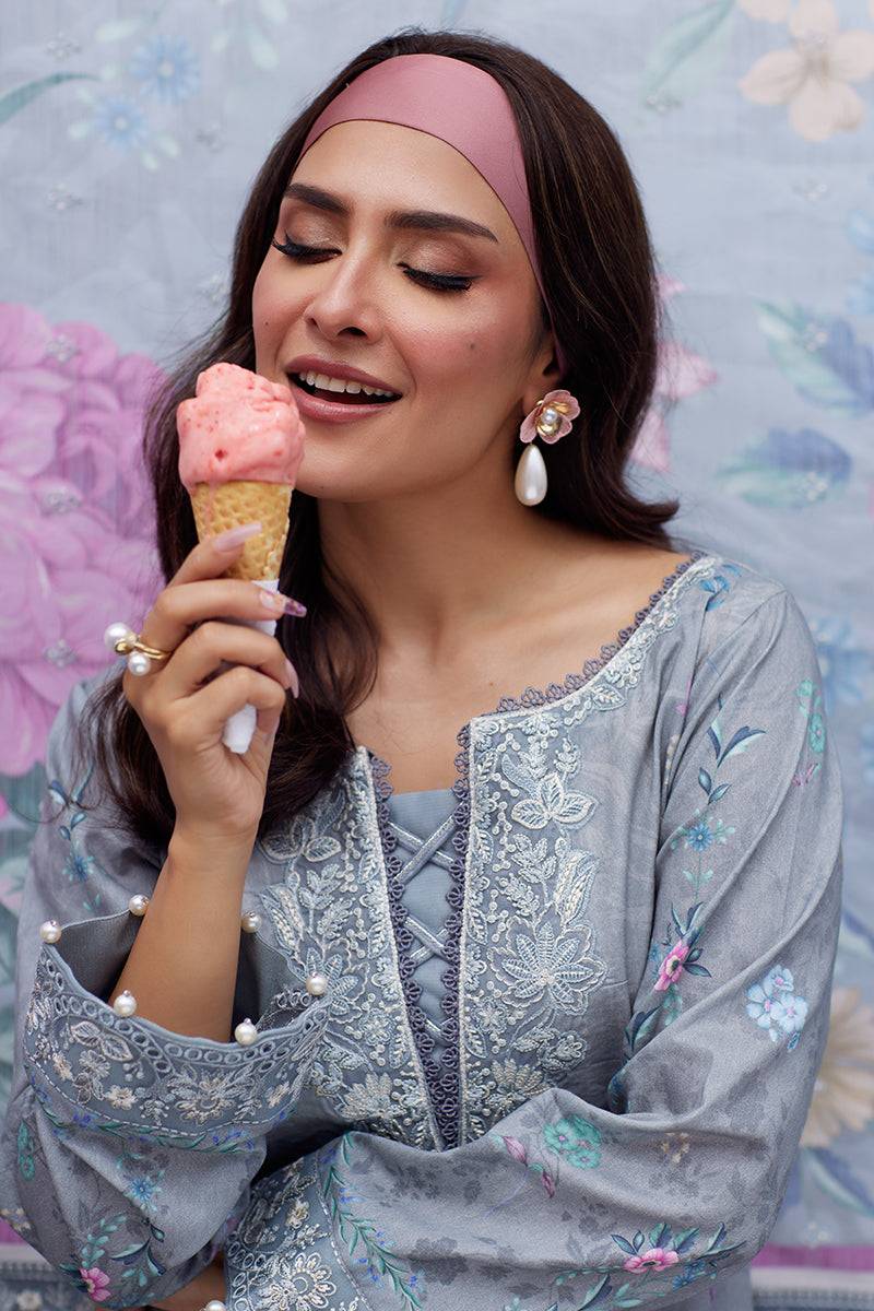Gulaal | Saffira Lawn 25 | Carla by Maria Faisal - Registered Vendor of : Gulaal - type : Ladies Clothes - 100% original wedding dresses