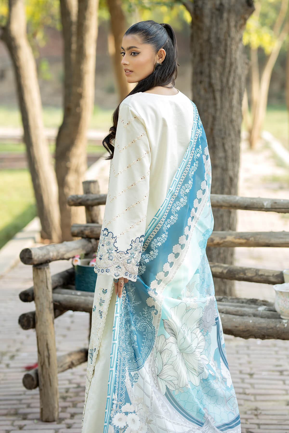 Imrozia Premium | Subah e Roshan | S.L 69 Nigaar - Designer Dress with Intricate embroidery and embellishments. Shop elegent wedding dress at Maria Faisal.