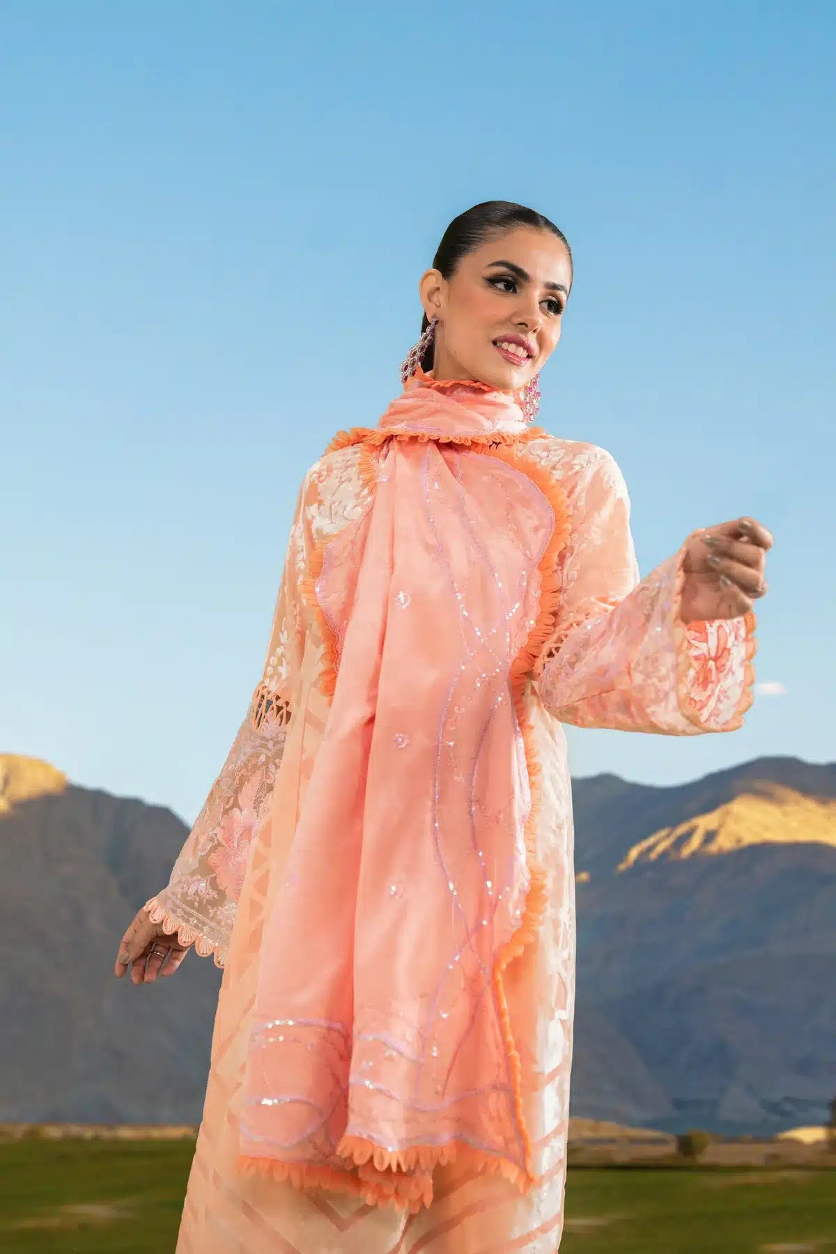 Sable Vogue | Winter 23 | SWC-01-23