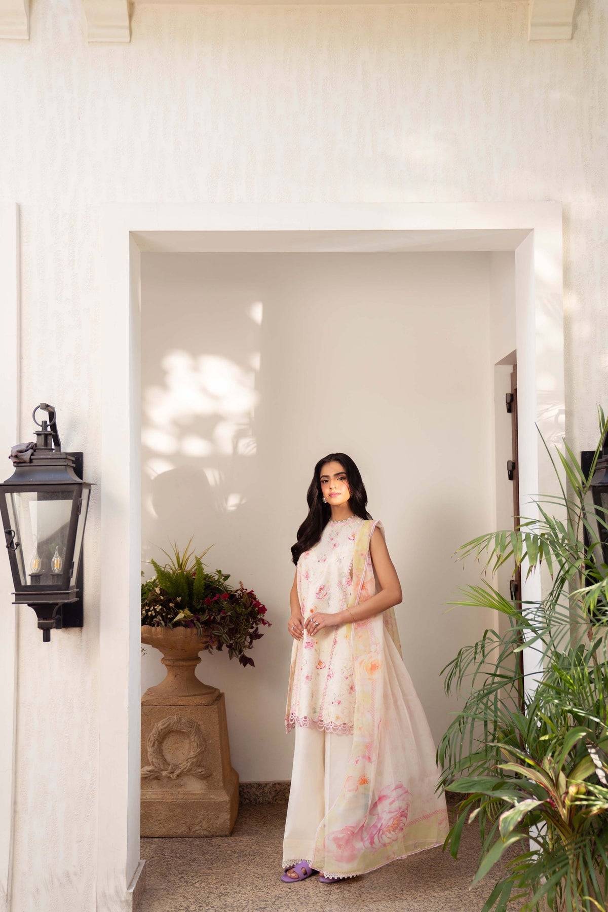 Sable Vogue | Lila Lawn 25 | SAL-04-25 by Maria Faisal - Registered Vendor of : Sable Vogue - type : Ladies Clothes - 100% original wedding dresses
