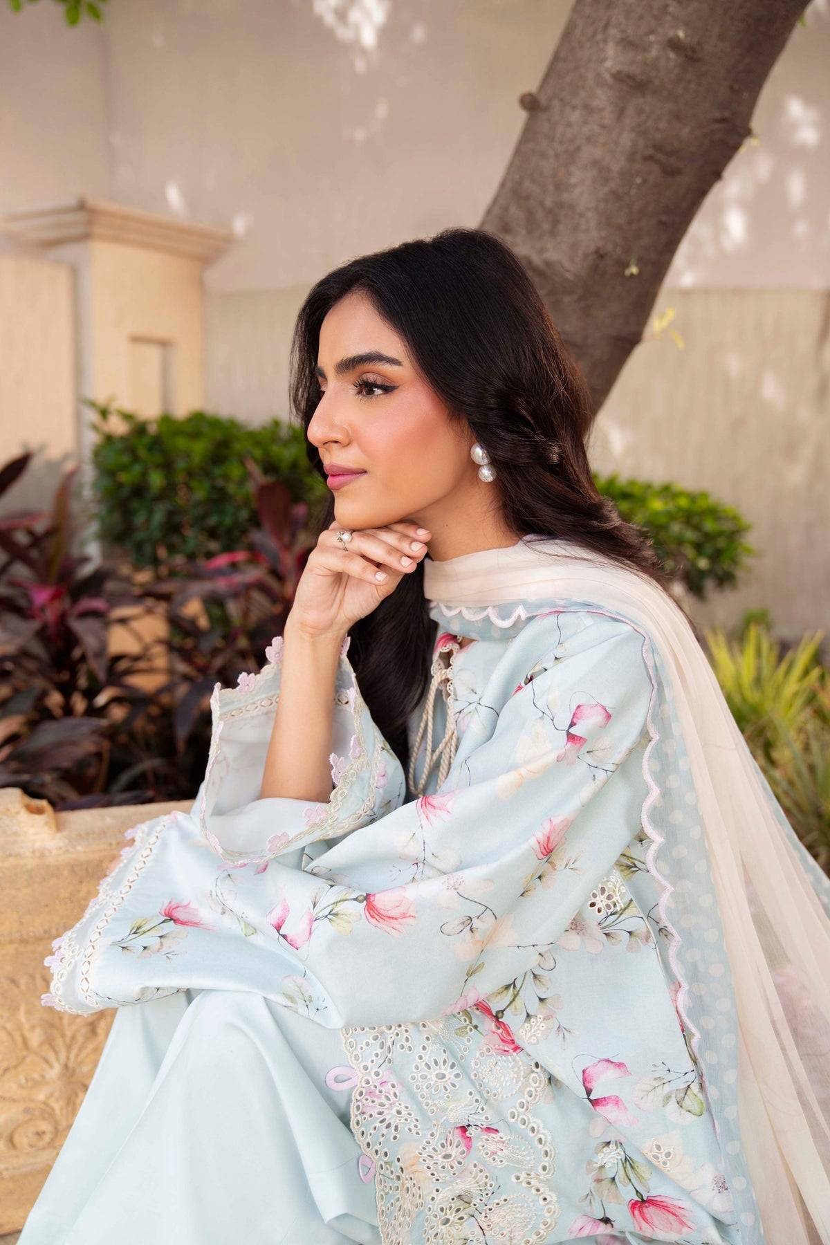 Sable Vogue | Lila Lawn 25 | SAL-09-25 by Maria Faisal - Registered Vendor of : Sable Vogue - type : Ladies Clothes - 100% original wedding dresses