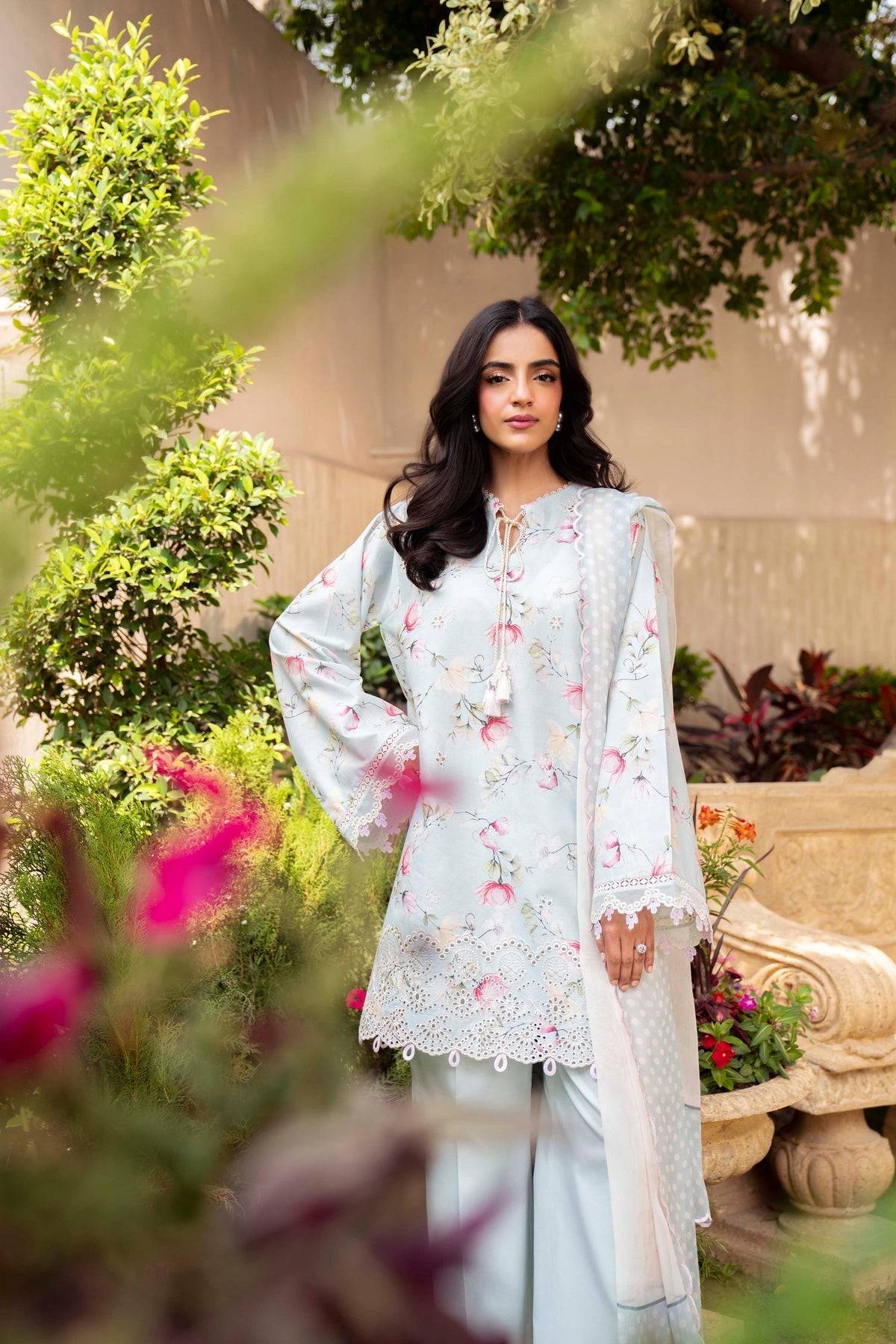 Sable Vogue | Lila Lawn 25 | SAL-09-25 by Maria Faisal - Registered Vendor of : Sable Vogue - type : Ladies Clothes - 100% original wedding dresses