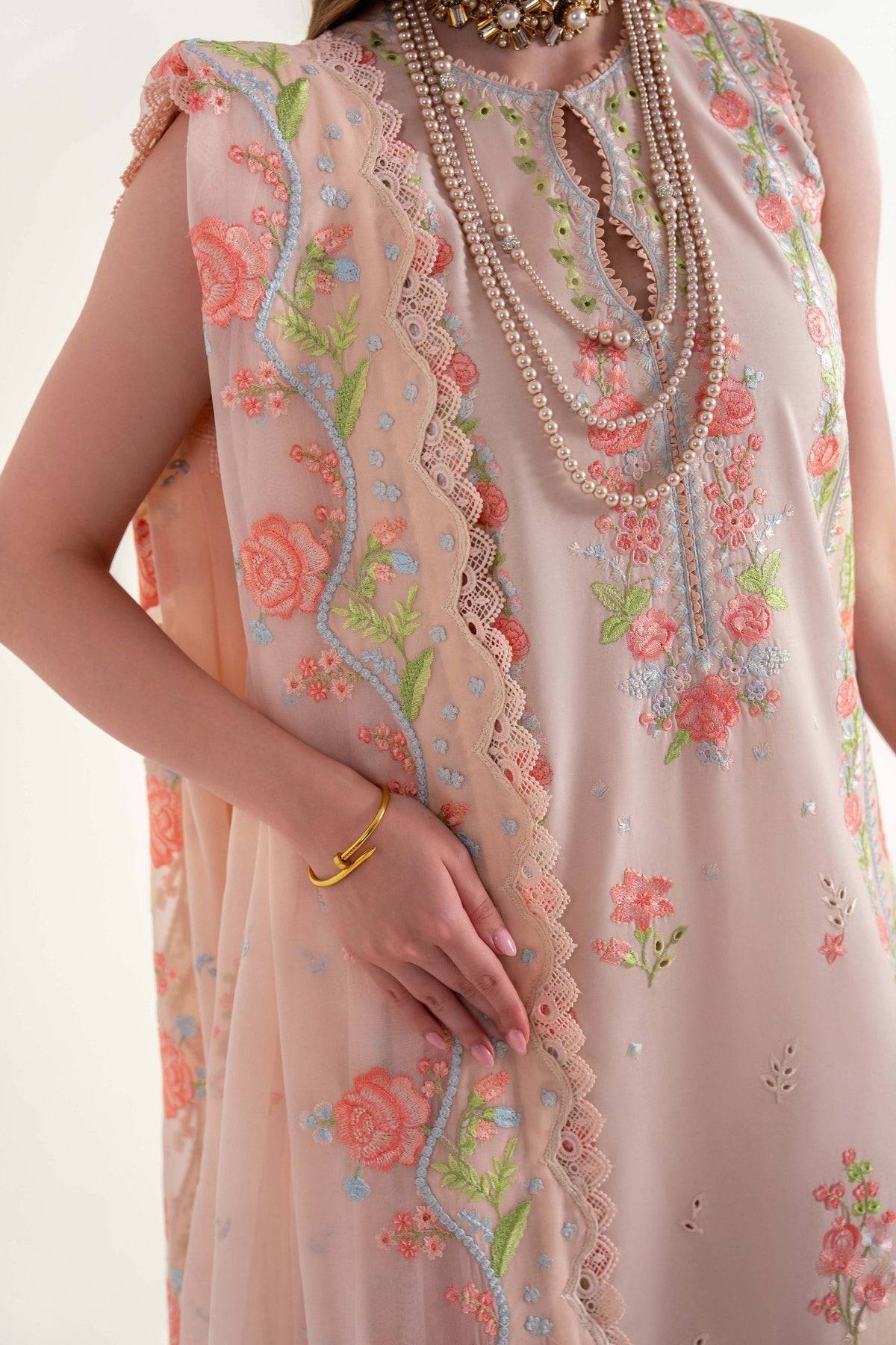 Sable Vogue | Luxury Lawn 25 | SL-03-25-V2 by Maria Faisal - Registered Vendor of : Sable Vogue - type : Ladies Clothes - 100% original wedding dresses