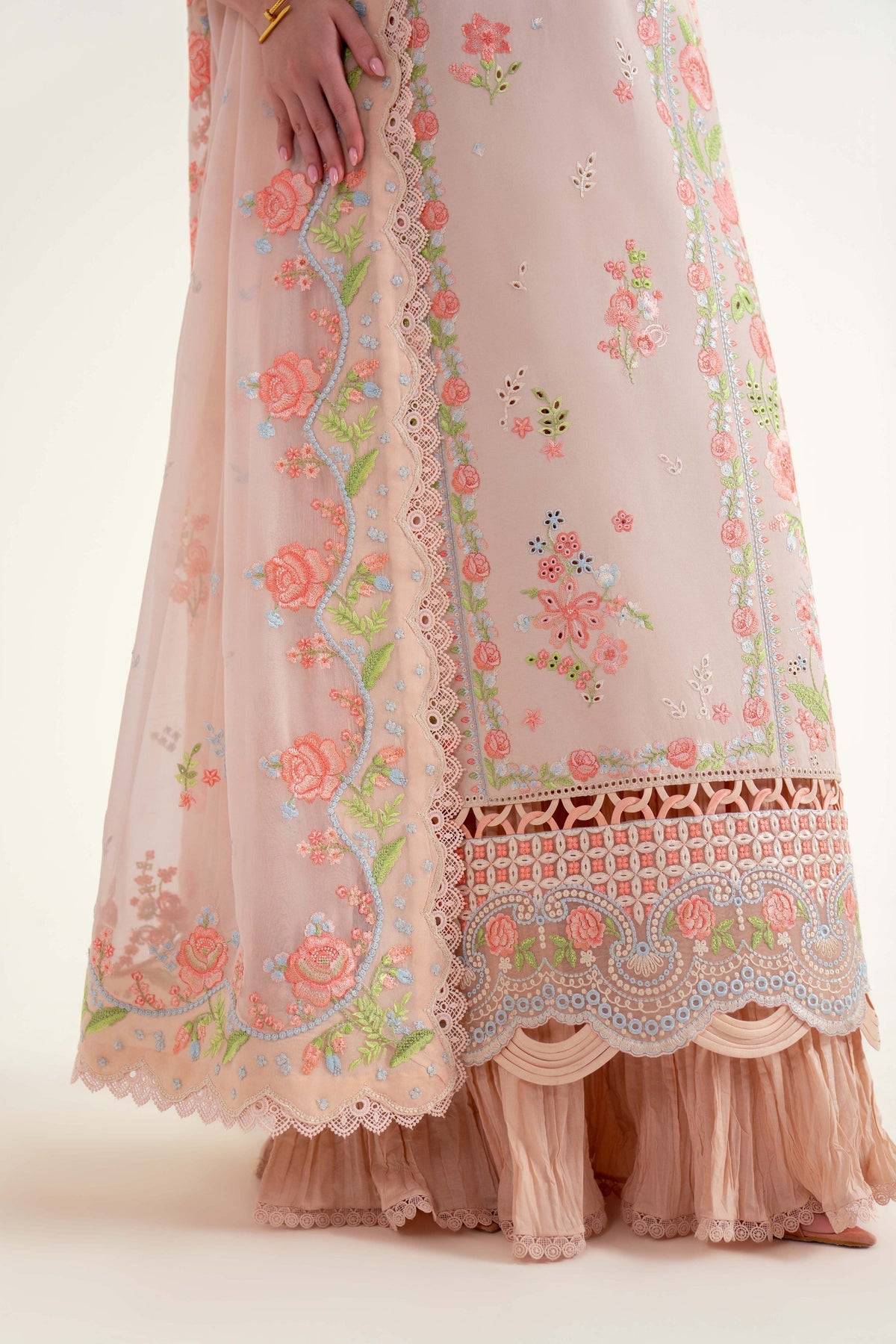 Sable Vogue | Luxury Lawn 25 | SL-03-25-V2 by Maria Faisal - Registered Vendor of : Sable Vogue - type : Ladies Clothes - 100% original wedding dresses