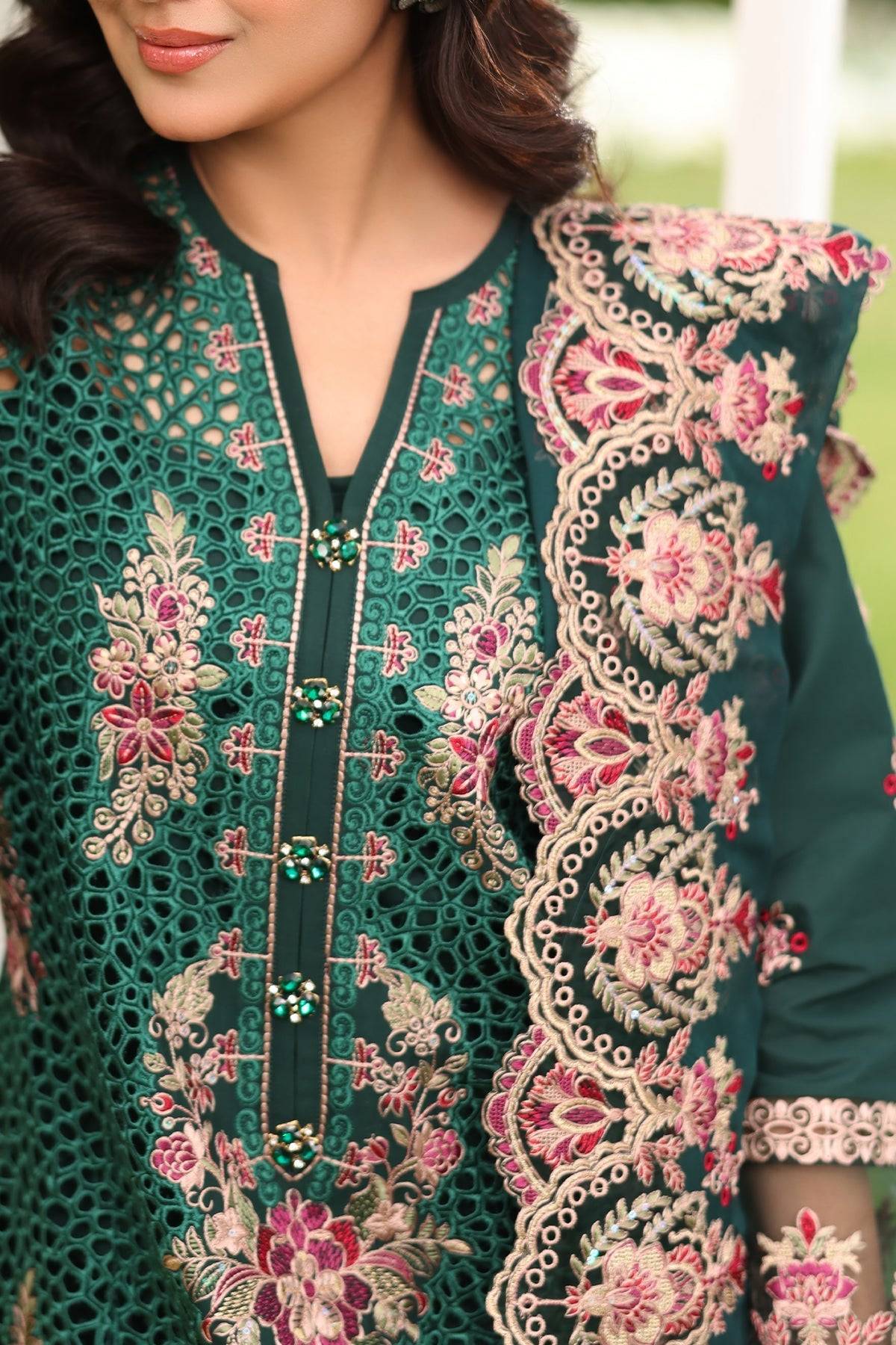Imrozia Premium | Hayam Luxury Lawn 25 | SL 89 AMAL by Maria Faisal - Registered Vendor of : Imrozia Premium - type : Ladies Clothes - 100% original wedding dresses
