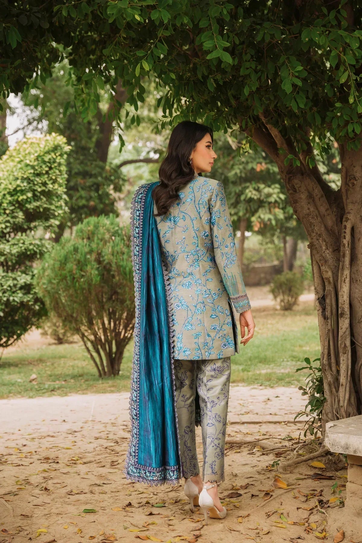 Sable Vogue | Winter Collection 24 | SWC-02-23 - Ladies Clothes - Maria Faisal