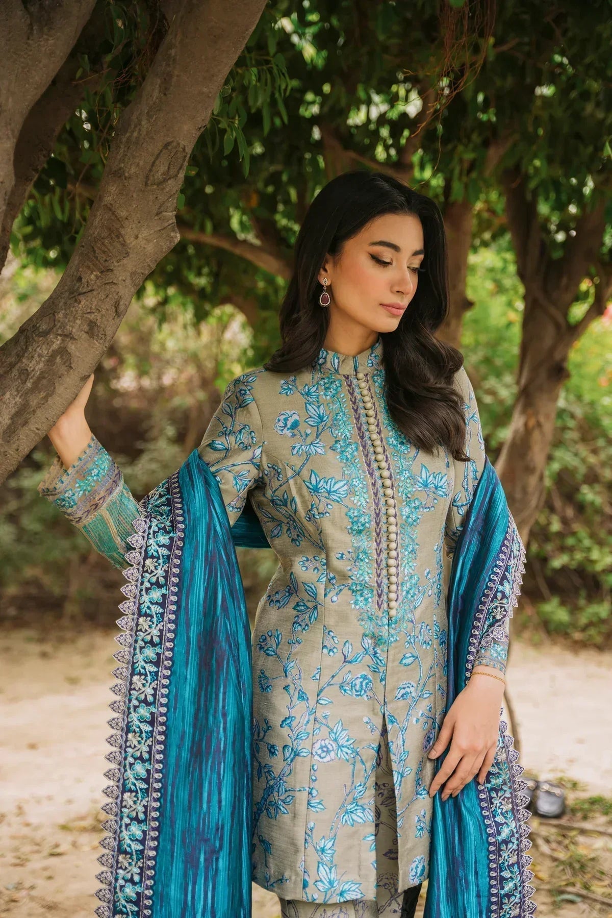 Sable Vogue | Winter Collection 24 | SWC-02-23 - Ladies Clothes - Maria Faisal