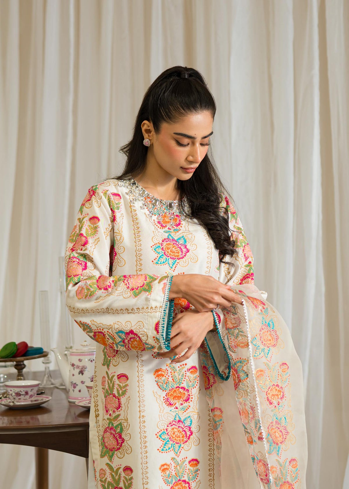 Sadaf Fawad Khan | Eid Pret 24 | Emel - Maria Faisal