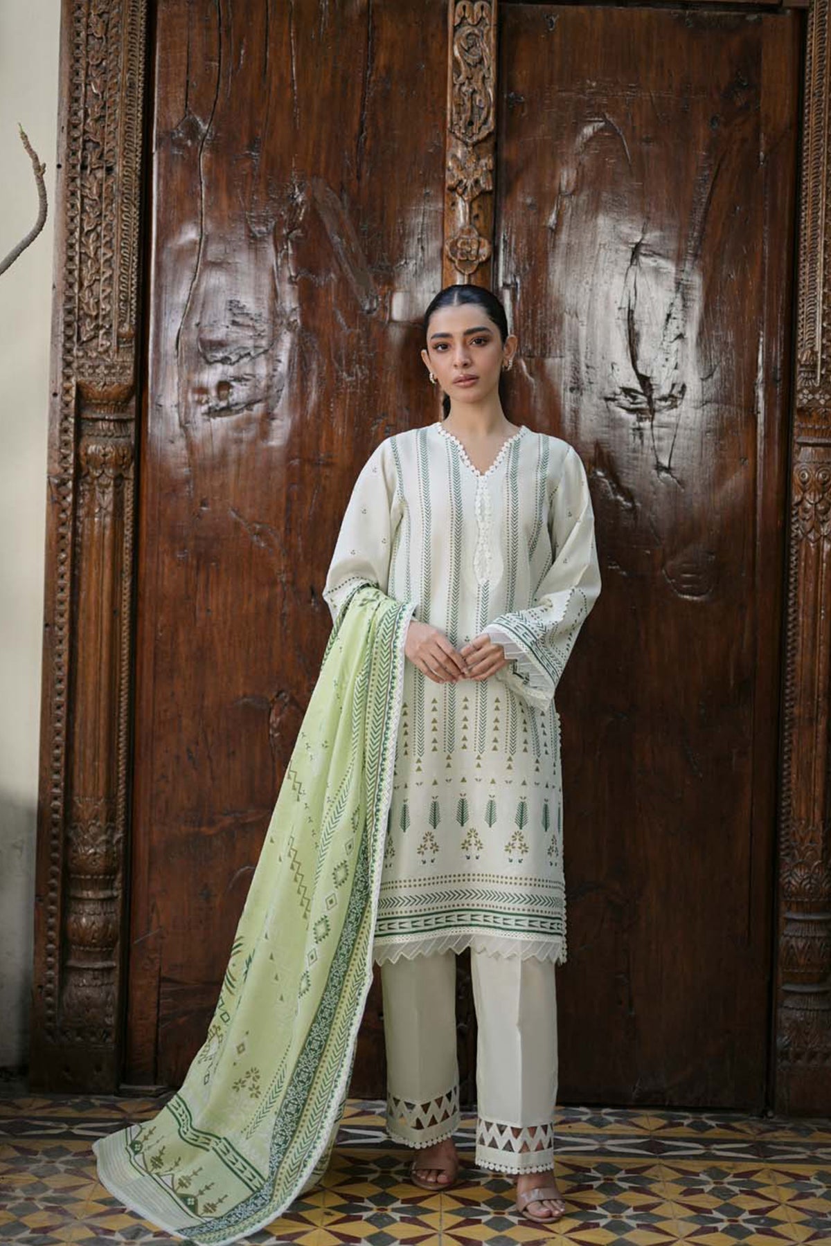 Sahar | Print Edit SS24 | P-16 - Maria Faisal