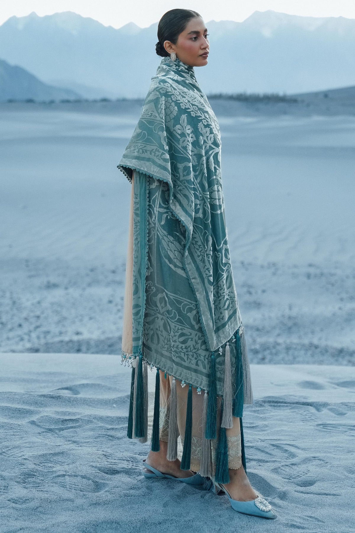 Sana Safinaz | Winter Shawl 24 | S241-005B-3CP - Ladies Clothes - Maria Faisal