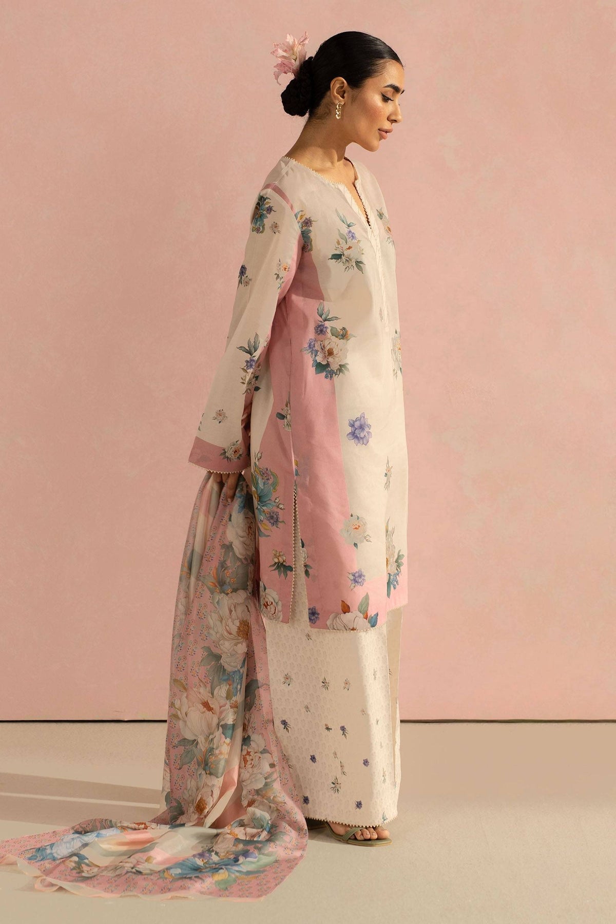 Zara Shahjahan | Coco Prints 25 | Sofia-2B by Maria Faisal - Registered Vendor of : Zara Shahjahan - type : Ladies Clothes - 100% original wedding dresses