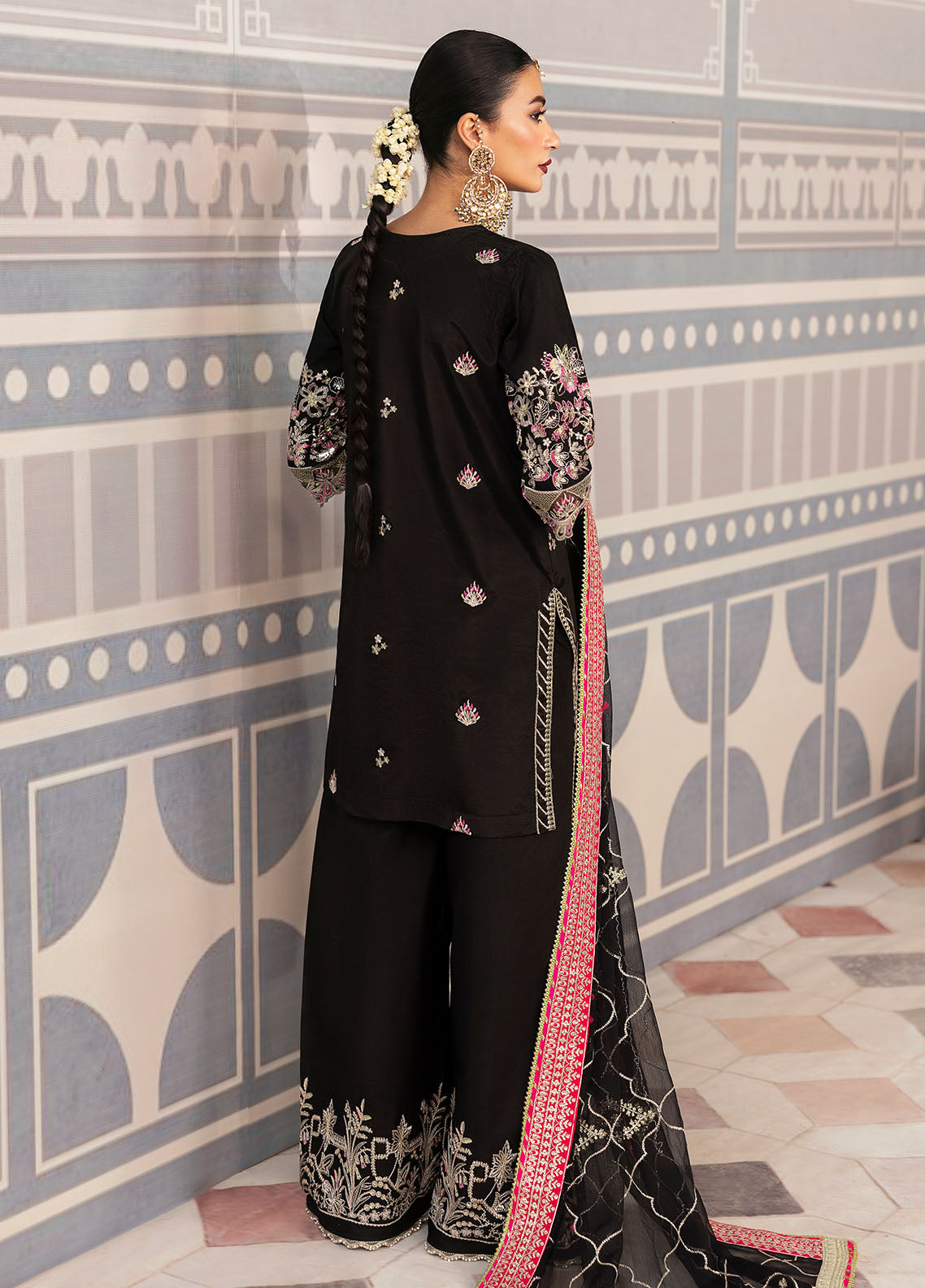 Sahane | There She Glows  | TSG-01 Noir - Ladies Clothes - Maria Faisal