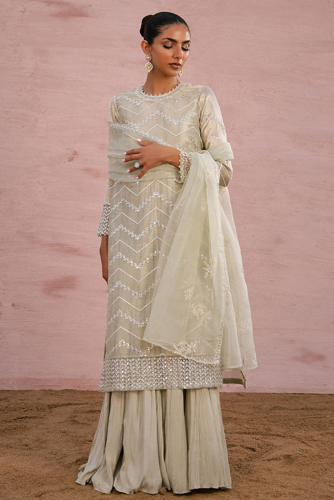 Cross Stitch | Wedding Collection 25 | TWILIGHT CASCADE - Ladies Clothes 