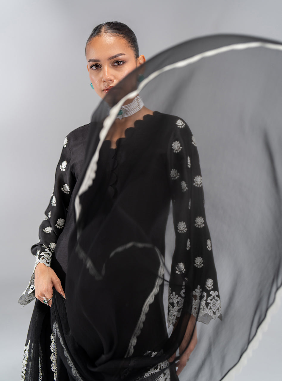 Zainab Chottani | Luxe Pret 25 | Ciar