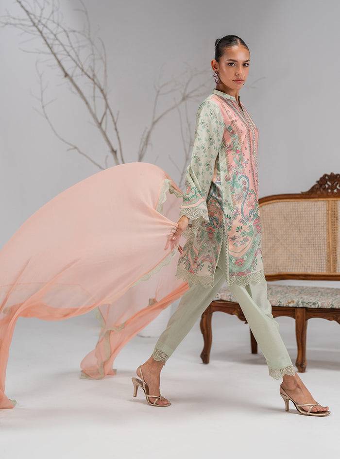 Zainab Chottani | Eid Pret 25 | Rina by Maria Faisal - Registered Vendor of : Zainab Chottani - type : - 100% original wedding dresses