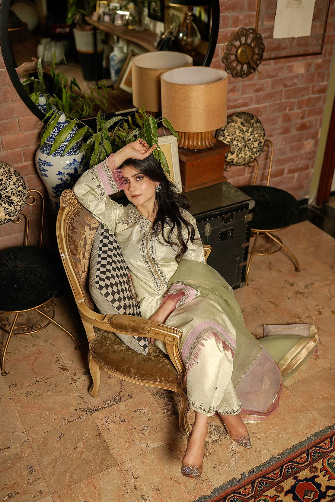 Leon | Leon Luxe Collection | MINT AFFAIRS - Maria Faisal