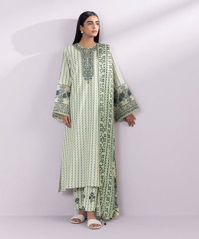 Sapphire | Eid Collection | S92 - Designer Dress with Intricate embroidery and embellishments. Shop elegent wedding dress at Maria Faisal.