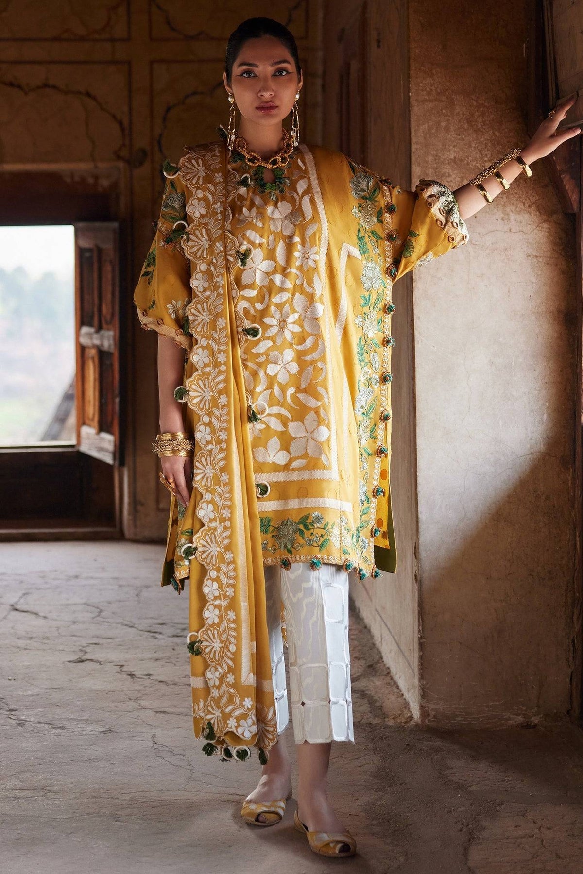 Elan | Luxury Lawn 25 | AURELIA (EL25-08 B) by Maria Faisal - Registered Vendor of : Elan - type : Ladies Clothes - 100% original wedding dresses