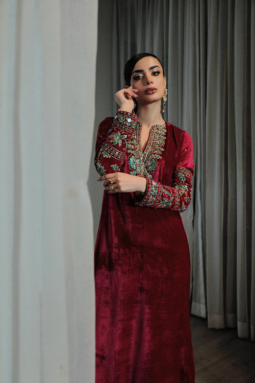 Saira Rizwan | Riona Luxury Formals | Julie - Waniyas