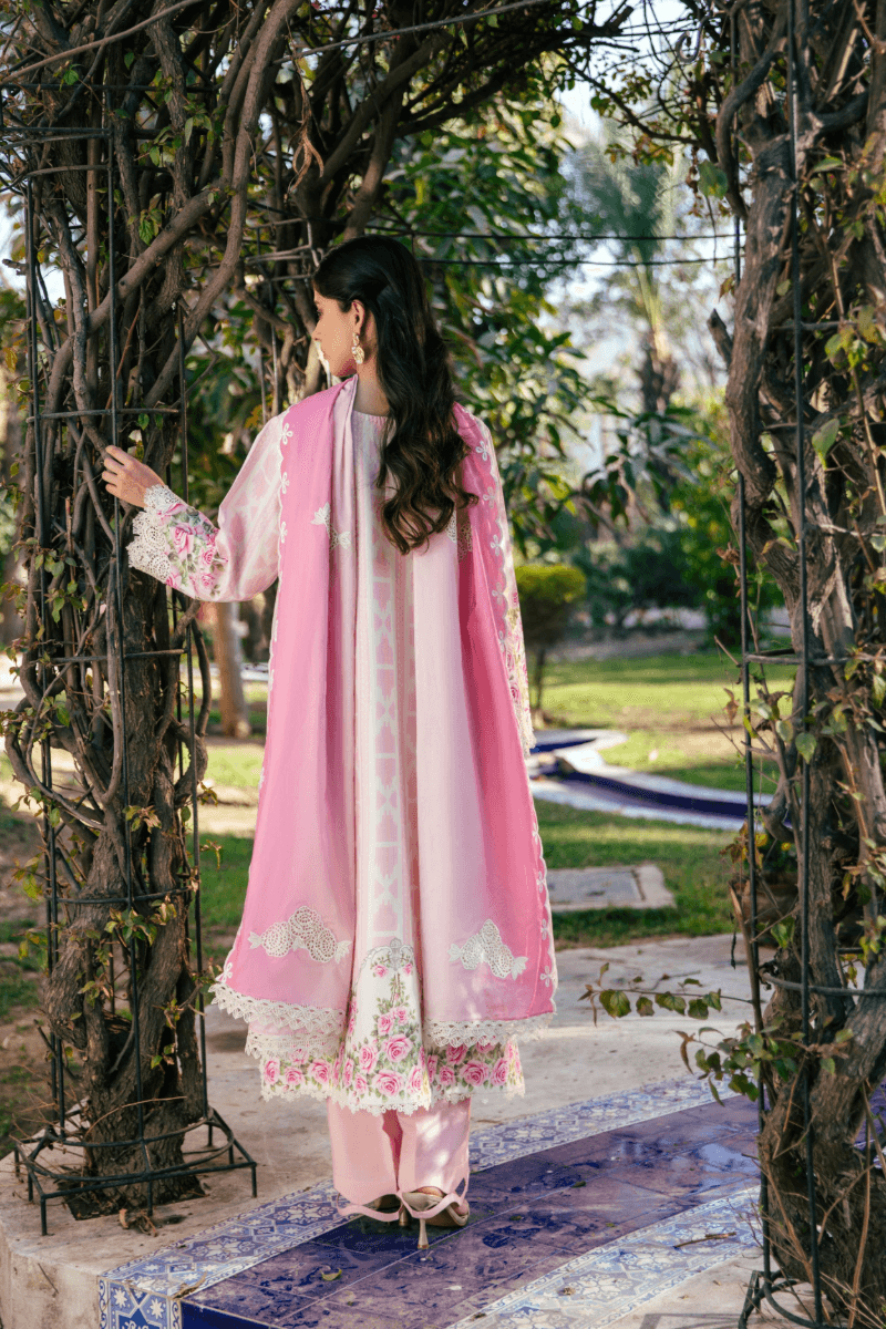 Manara | Vintage Flora 25 | ROZINAY by Maria Faisal - Registered Vendor of : Manara - type : Ladies Clothes - 100% original wedding dresses
