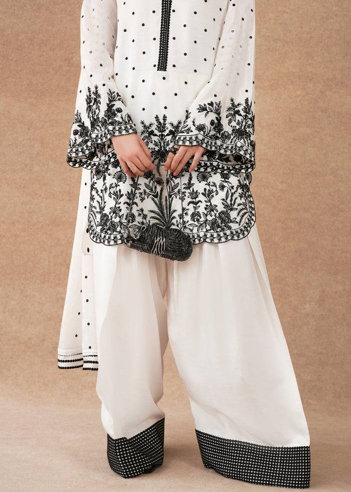 Laj | Festive Eid 25 | LE02-01-25 by Maria Faisal - Registered Vendor of : Laj - type : Ladies Clothes - 100% original wedding dresses