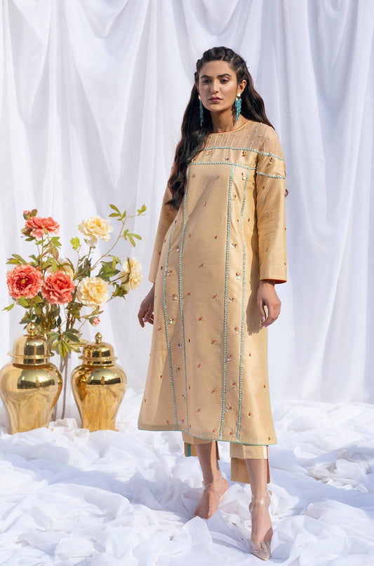Hana | Viridity Ready to Wear | Marigold -VRT-008 by Maria Faisal - Registered Vendor of : Hana - type : Ladies Clothes - 100% original wedding dresses