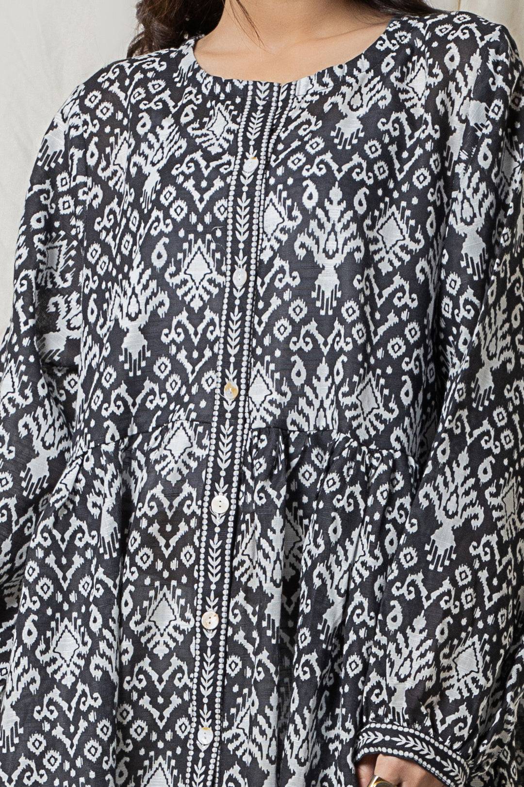 Zellbury | Winter Pret | Kurta - 2972 by Maria Faisal - Registered Vendor of : Zellbury Women - type : Essential Pret - 100% original wedding dresses