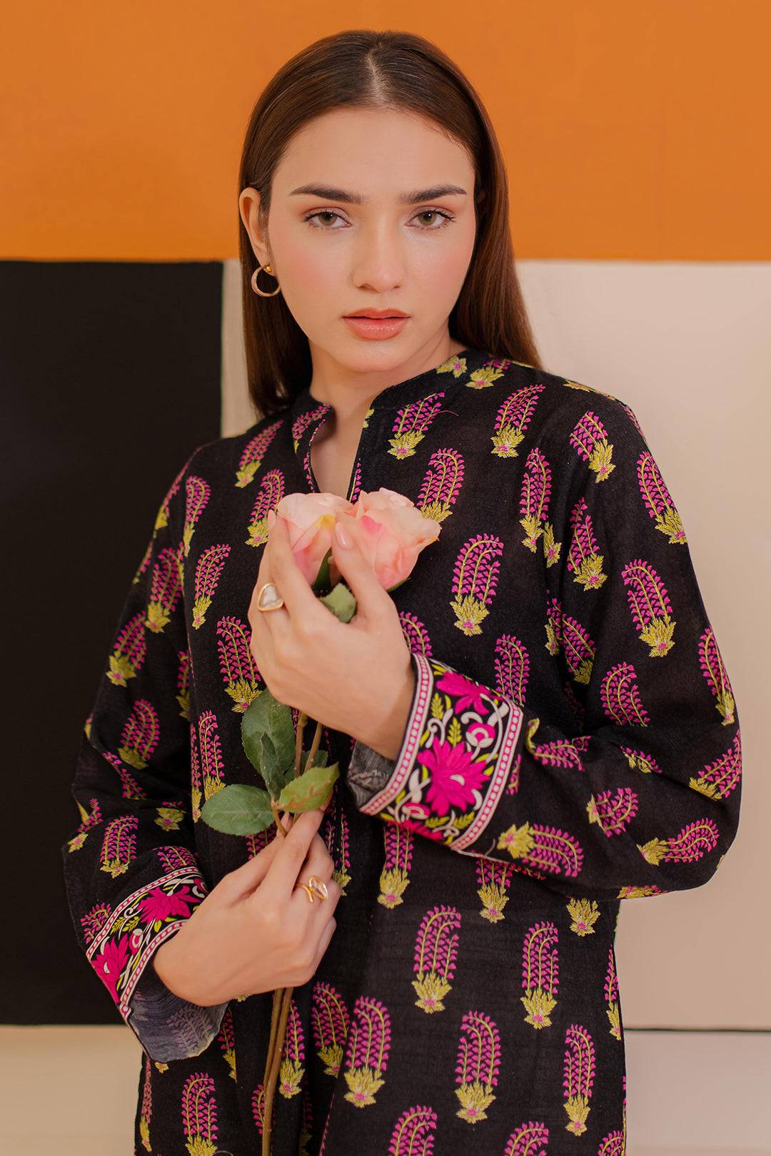 Zellbury | Winter Pret | Kurta - 3124 by Maria Faisal - Registered Vendor of : Zellbury Women - type : Essential Pret - 100% original wedding dresses