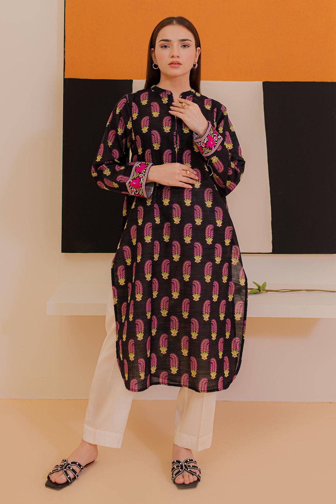 Zellbury | Winter Pret | Kurta - 3124 by Maria Faisal - Registered Vendor of : Zellbury Women - type : Essential Pret - 100% original wedding dresses