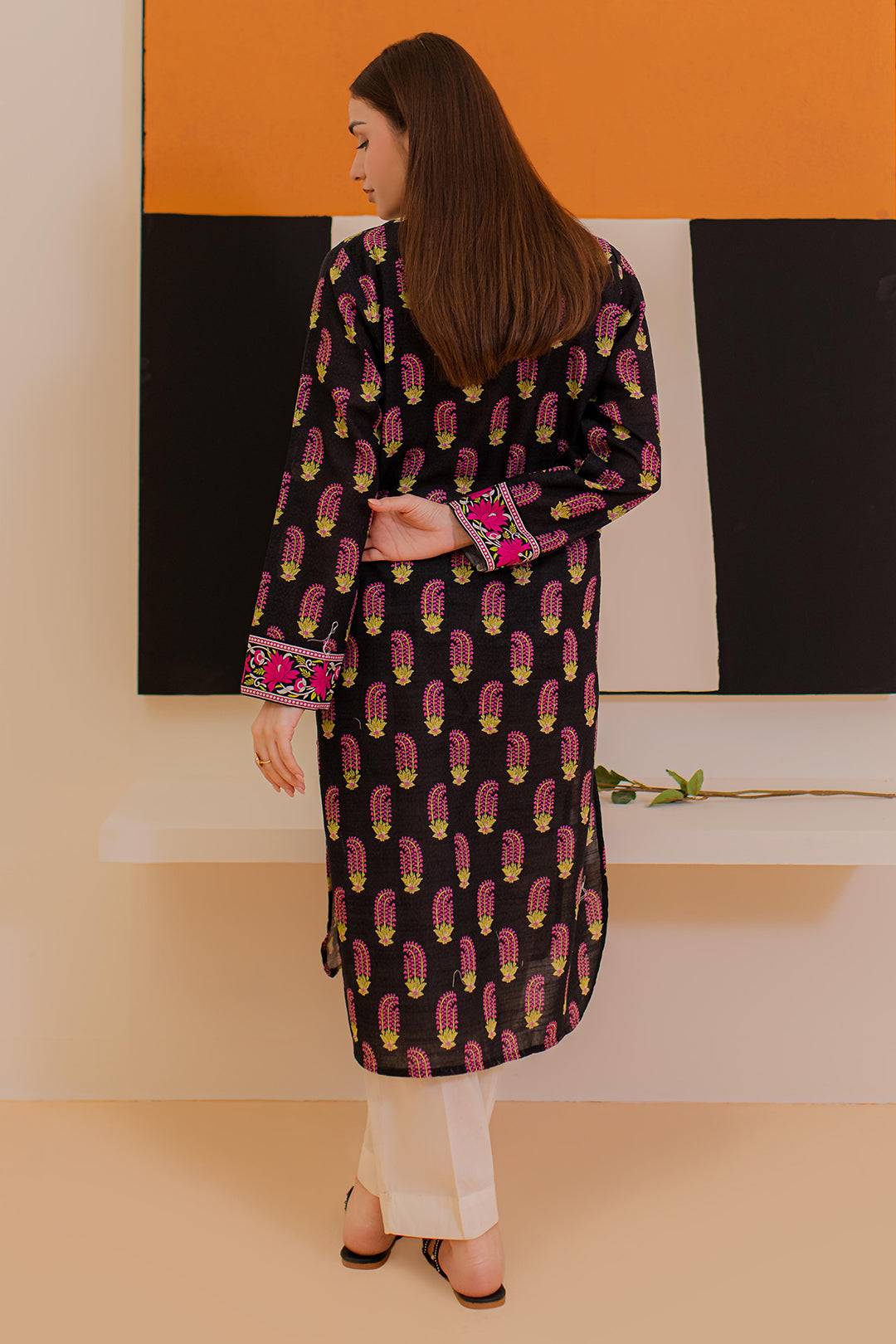 Zellbury | Winter Pret | Kurta - 3124 by Maria Faisal - Registered Vendor of : Zellbury Women - type : Essential Pret - 100% original wedding dresses