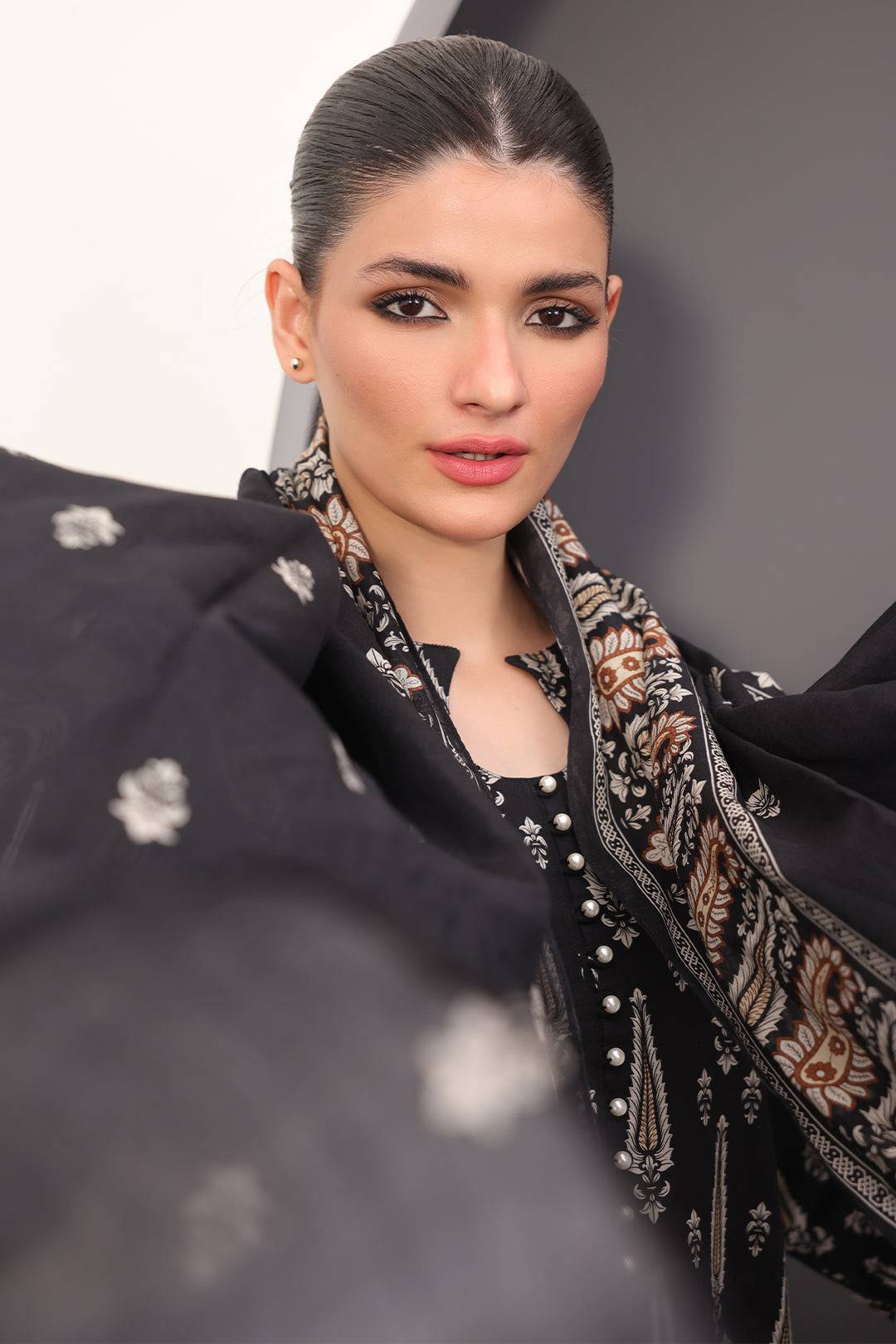 Zellbury | Unstitched 3 Piece Lawn | Shirt Shalwar Dupatta - 1517 by Maria Faisal - Registered Vendor of : Zellbury Women - type : Essential Unstitched - 100% original wedding dresses