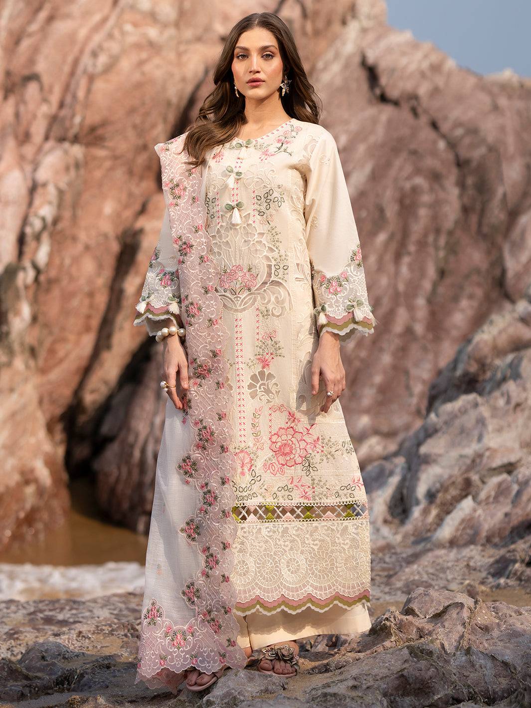 Mahnur | Sirena Luxury Lawn 25 | Wisteria by Maria Faisal - Registered Vendor of : Mahnur - type : Ladies Clothes - 100% original wedding dresses