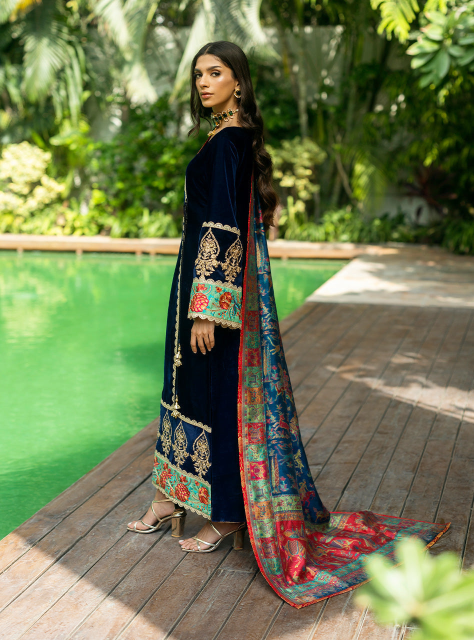Zainab Chottani | Makhmal Luxe Pret | Farrin - Ladies Clothes - Maria Faisal