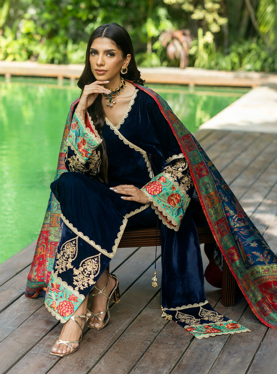 Zainab Chottani | Makhmal Luxe Pret | Farrin - Ladies Clothes - Maria Faisal