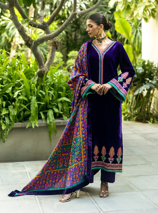 Zainab Chottani | Makhmal Luxe Pret | Rangin - Ladies Clothes - Maria Faisal