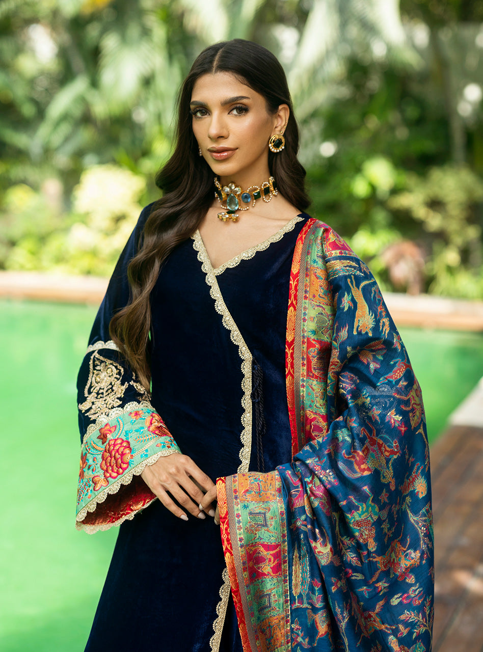 Zainab Chottani | Makhmal Luxe Pret | Farrin - Ladies Clothes - Maria Faisal