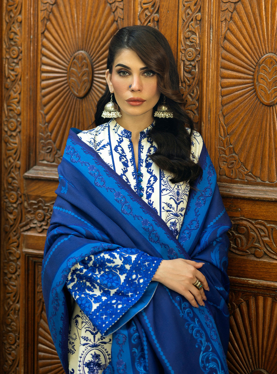 Zainab Chottani | Winter Shawls 24 |  Rania - Ladies Clothes 