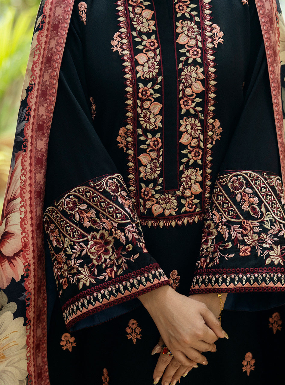 Zainab Chottani | Winter Shawls 24 |  Alaya - Ladies Clothes 