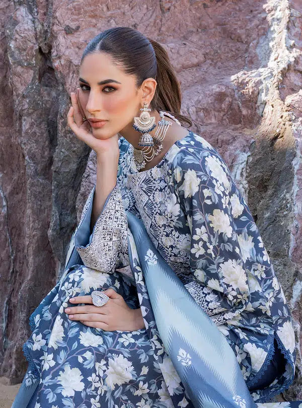 Zainab Chottani | Winter Shawls | Kinara