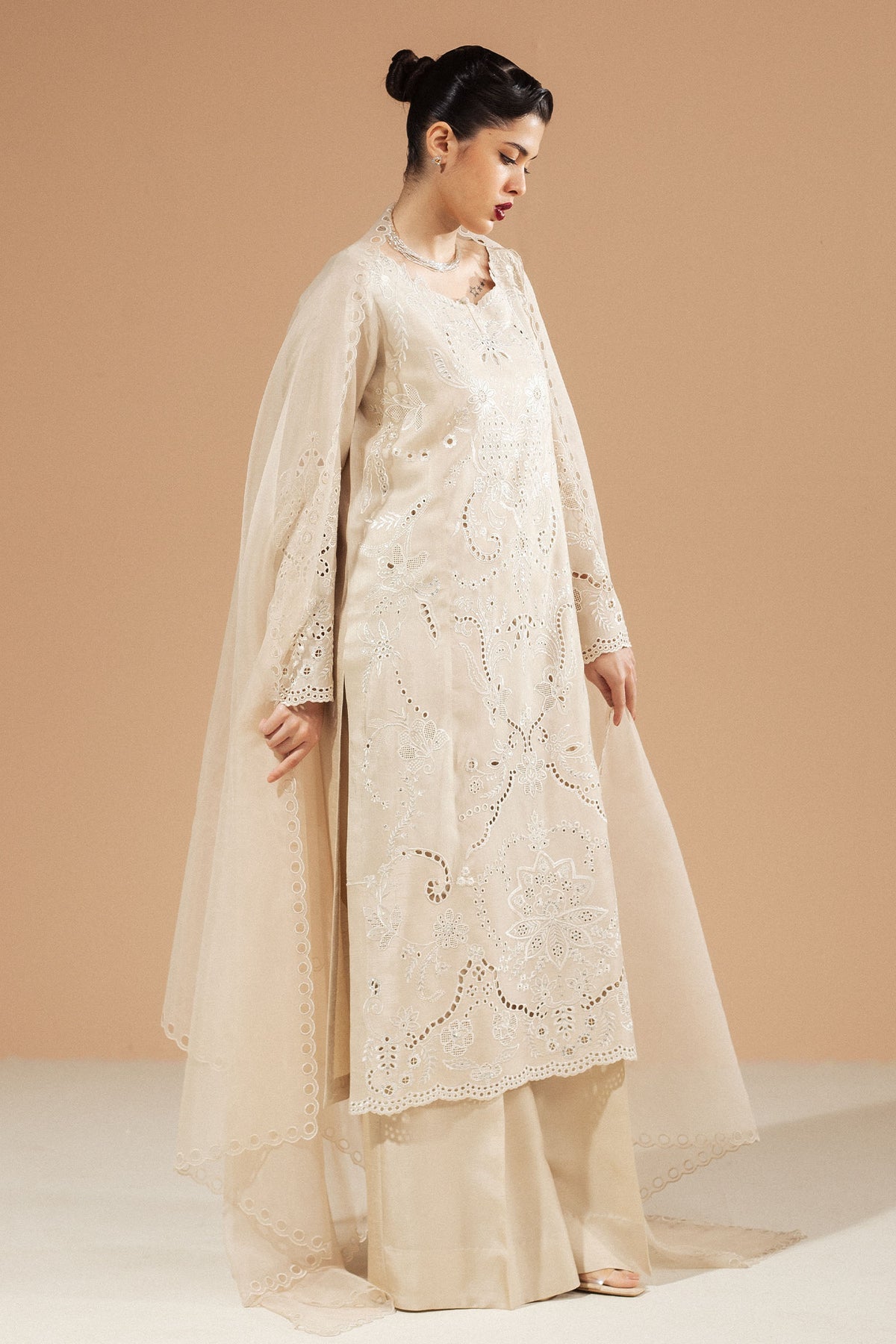 Zara Shahjahan | Festive Wear 25 | ZR25F0101 by Maria Faisal - Registered Vendor of : Zara Shahjahan - type : Ladies Clothes - 100% original wedding dresses