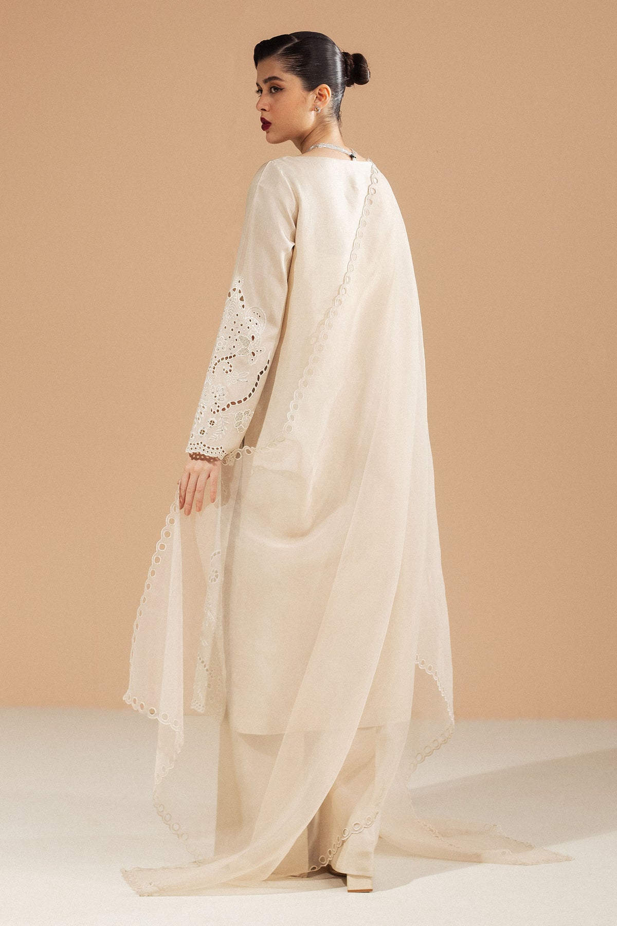 Zara Shahjahan | Festive Wear 25 | ZR25F0101 by Maria Faisal - Registered Vendor of : Zara Shahjahan - type : Ladies Clothes - 100% original wedding dresses