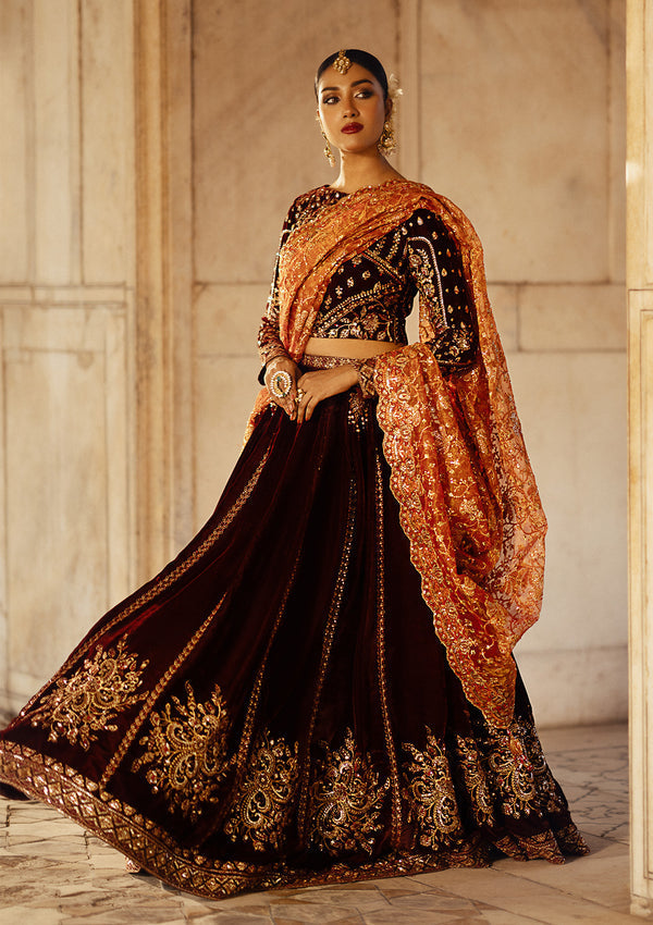 Aik Atelier | Dastoor Velvet 24 | DASTOOR - LOOK 06 - Ladies Clothes - Maria Faisal